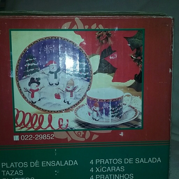 Santini Other - SANTNI Italy Style Snowmen Holiday Plate Set 12Pc